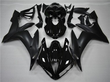 04-06 Glossy Matte Black Yamaha YZF R1 Motorcycle Fairings