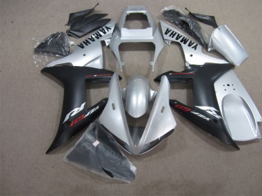 04-06 Silver Black Yamaha YZF R1 Motorcycle Fairings